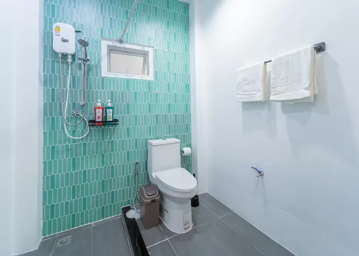 5 Star Spacious & Bright 4br House With Cinema Ferienhaus *